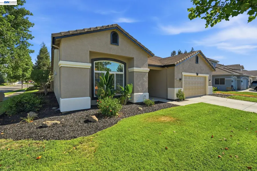 1532 Sophie Ln, Escalon, CA 95320 - #3