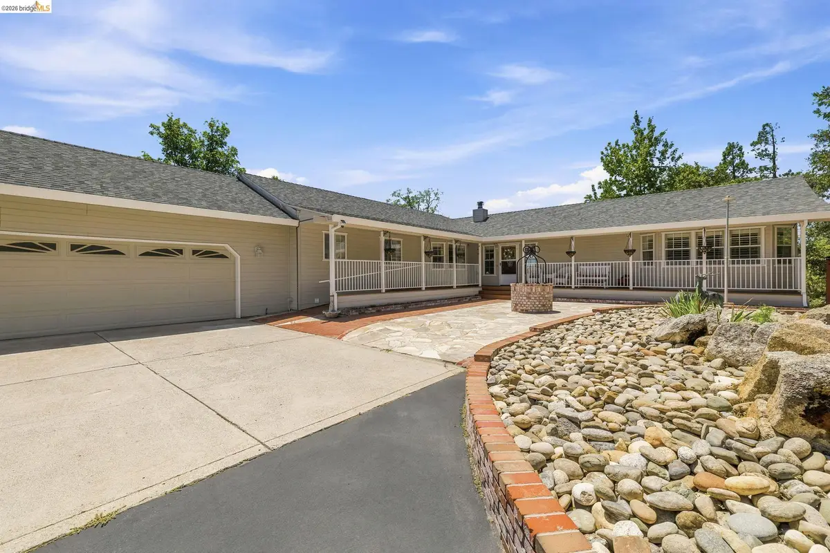 23361 Pinewood Ln, Twain Harte, CA 95383 - #1