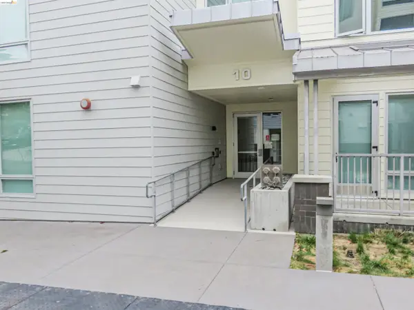 10 Innes Ct #307, San Francisco, CA 94124