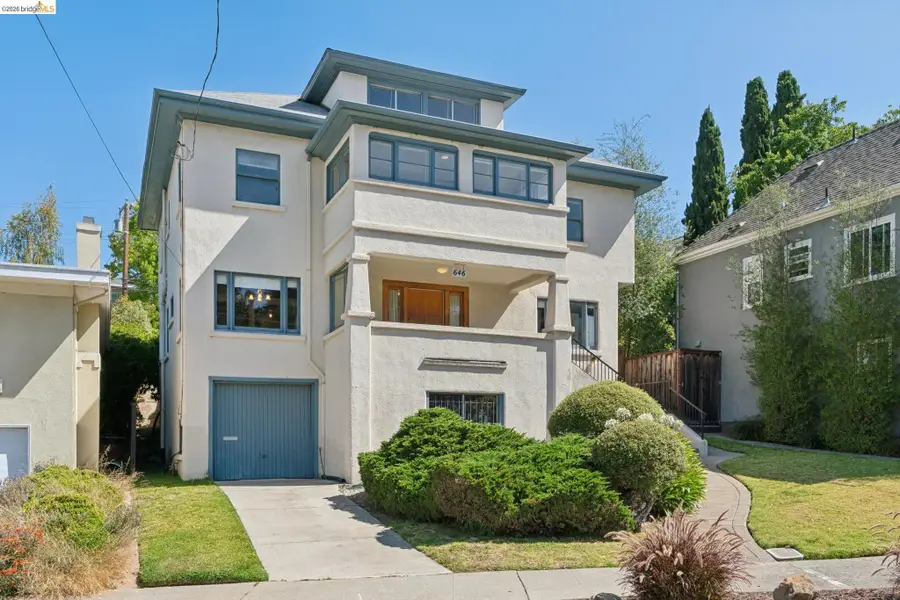 646 Walavista Ave, Oakland, CA 94610 - #2