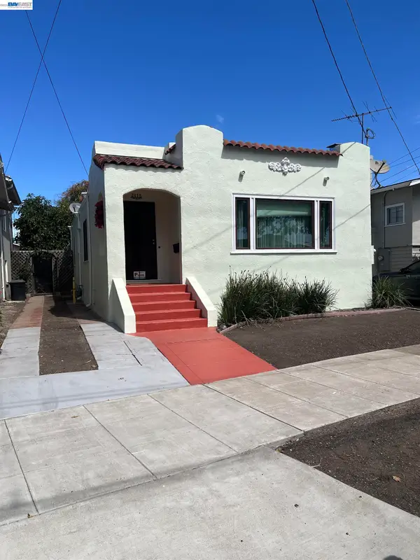 2115 Havenscourt Blvd, Oakland, CA 94621