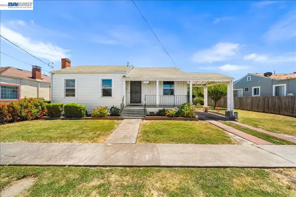 1462 155th Ave, Ashland, CA 94578