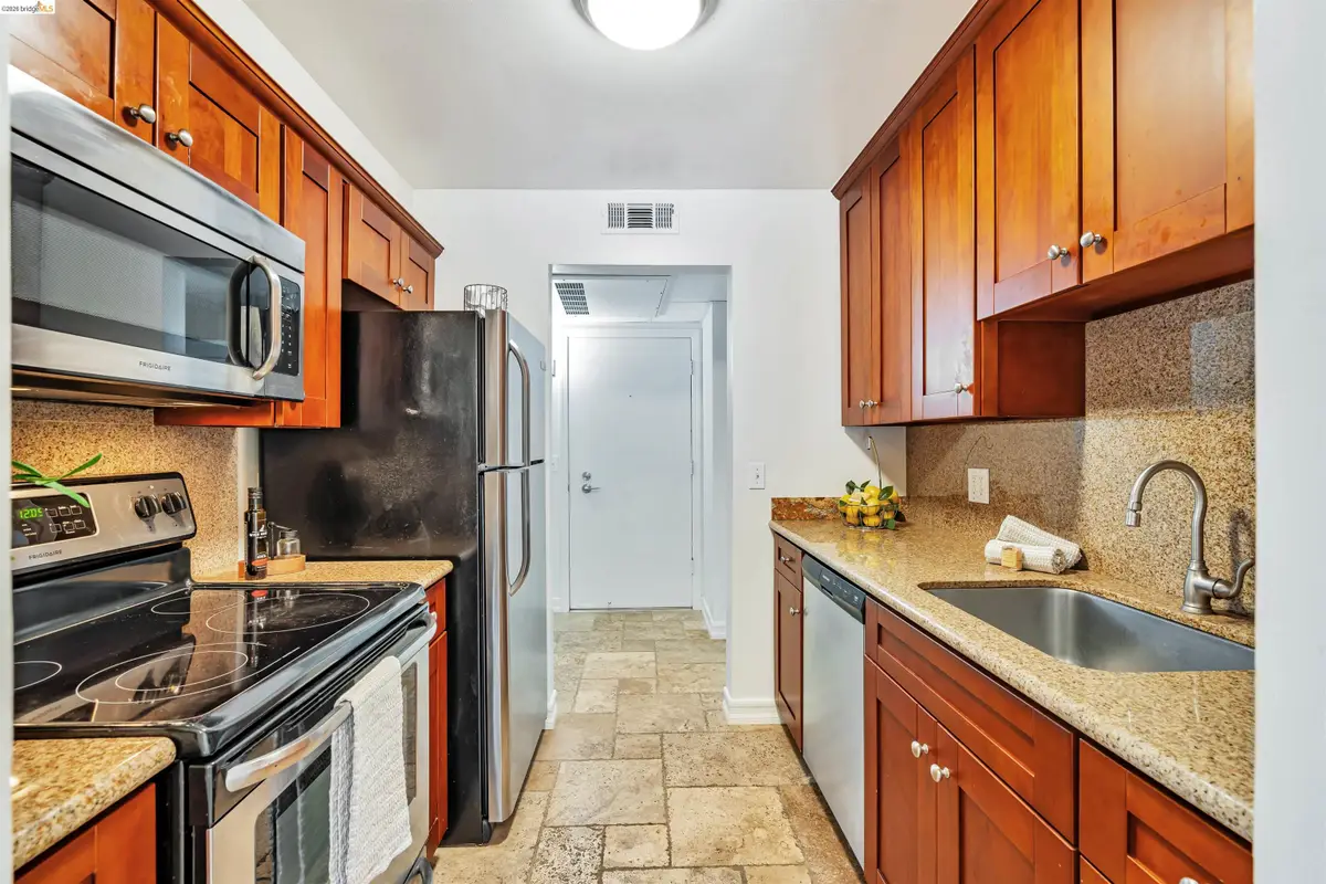 490 N Civic Dr #101, Walnut Creek, CA 94596 - #1