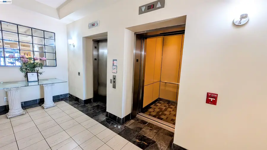989 Webster St #645, Oakland, CA 94607 - #3