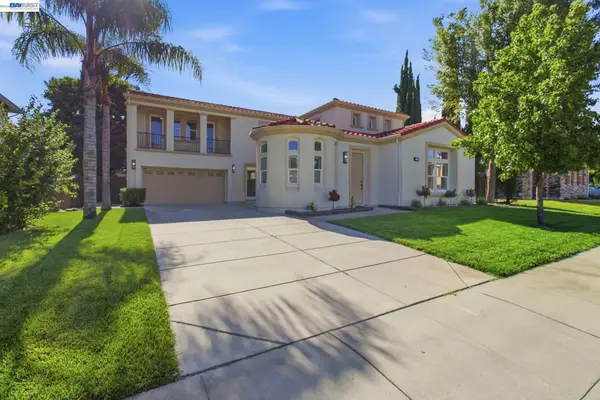 2200 Lotus Way, Tracy, CA 95376