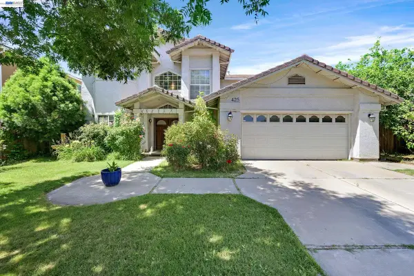 425 Cecelio Way, Tracy, CA 95376