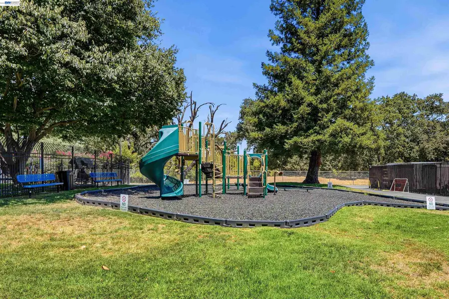 2125 Arroyo Ct #2, Pleasanton, CA 94588 - #3