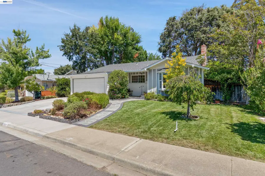 5515 Alaska Dr, Concord, CA 94521 - #2