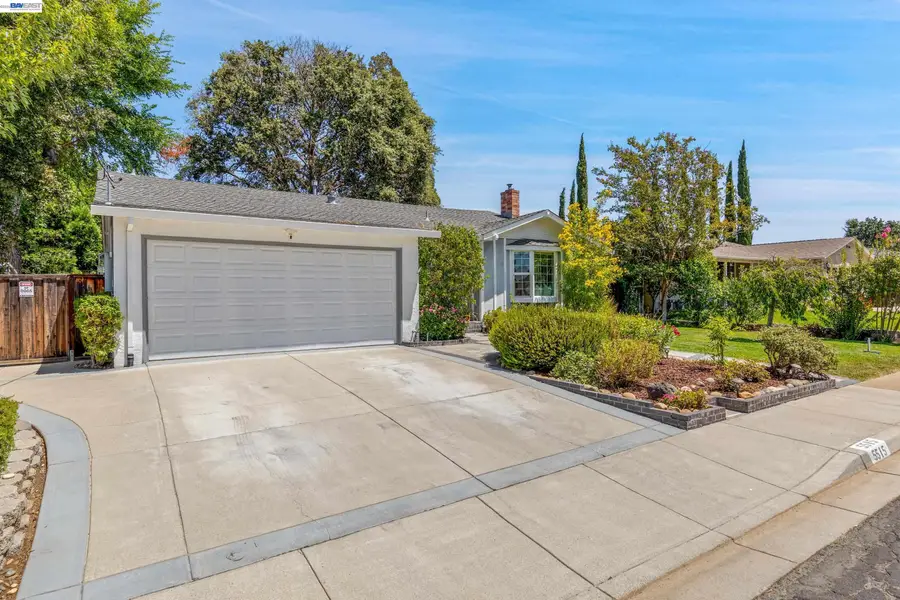 5515 Alaska Dr, Concord, CA 94521 - #3
