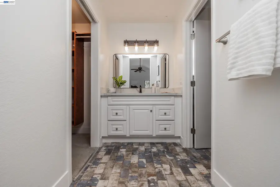 6382 Buena Vista Dr #B, Newark, CA 94560 - #3