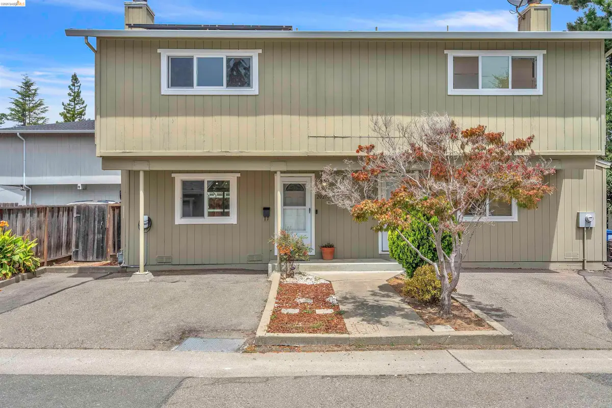 20278 Forest Ave #4, Castro Valley, CA 94546 - #1