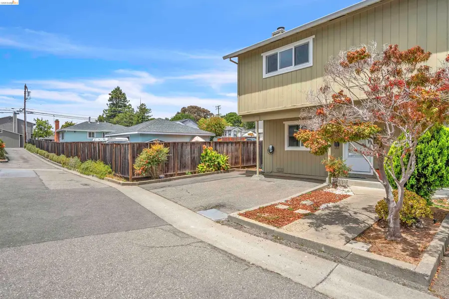 20278 Forest Ave #4, Castro Valley, CA 94546 - #2