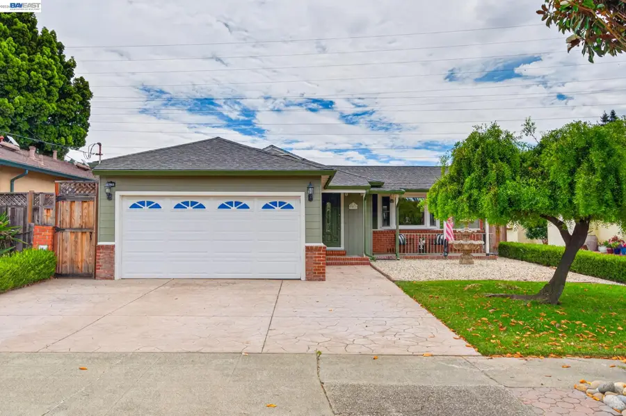2062 Evergreen Ave, San Leandro, CA 94577 - #2