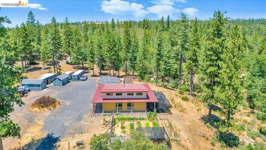 9935 Jackass Creek Rd, Groveland, CA 95321 - #2