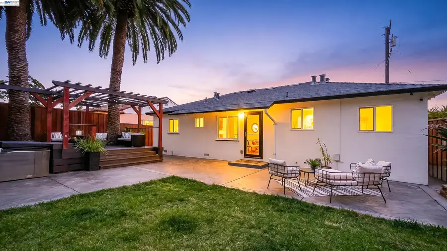 25826 Bryn Mawr Ave, Hayward, CA 94542 - #2