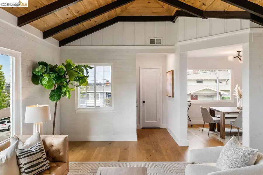 4504 Fairbairn Ave, Oakland, CA 94619 - #3