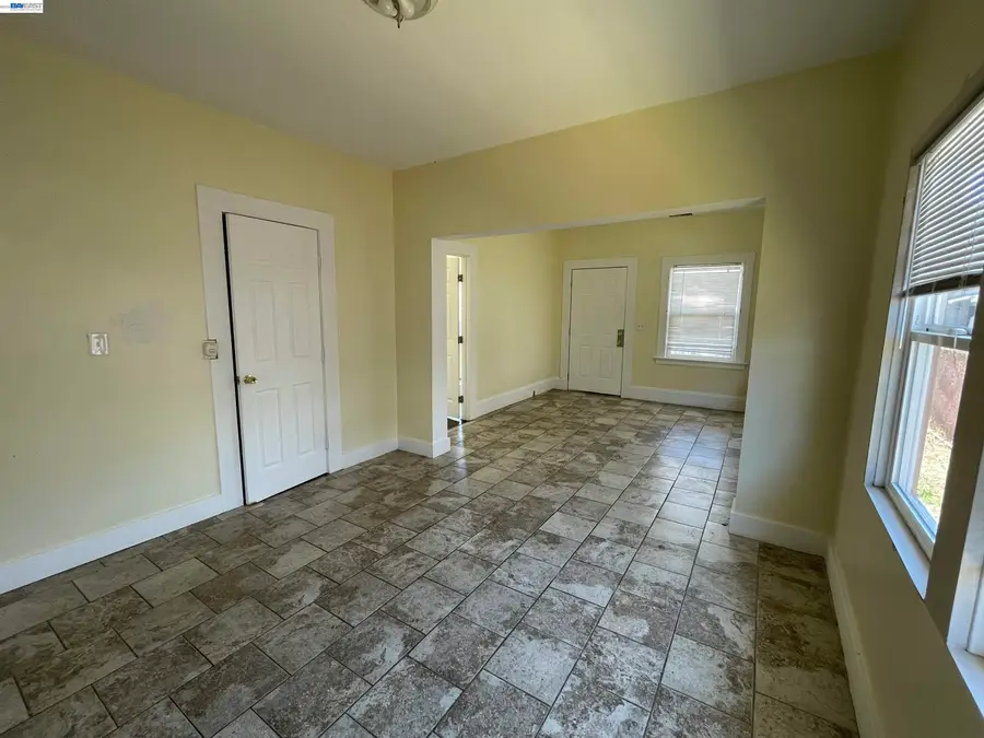 9826 C St, Oakland, CA 94603 - #3