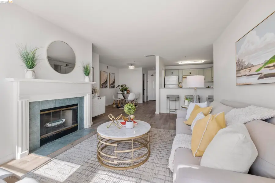535 Pierce St #1207, Albany, CA 94706 - #3