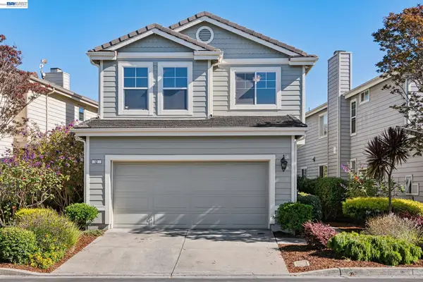 12 Britt Ct, Alameda, CA 94502