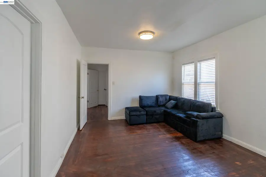 7911 Holly Street, Oakland, CA 94621 - #2
