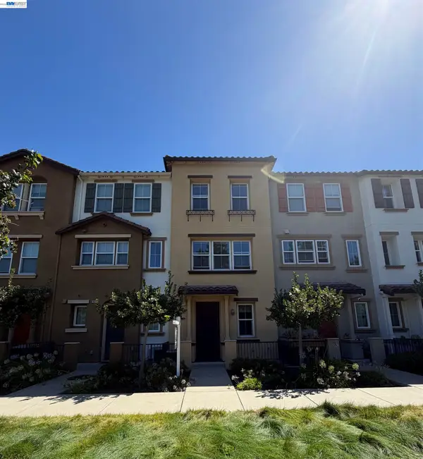 1056 Martin Luther King Dr., Hayward, CA 94541