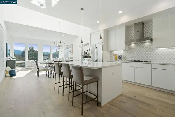 1954 Trinity Ave #302, Walnut Creek, CA 94596