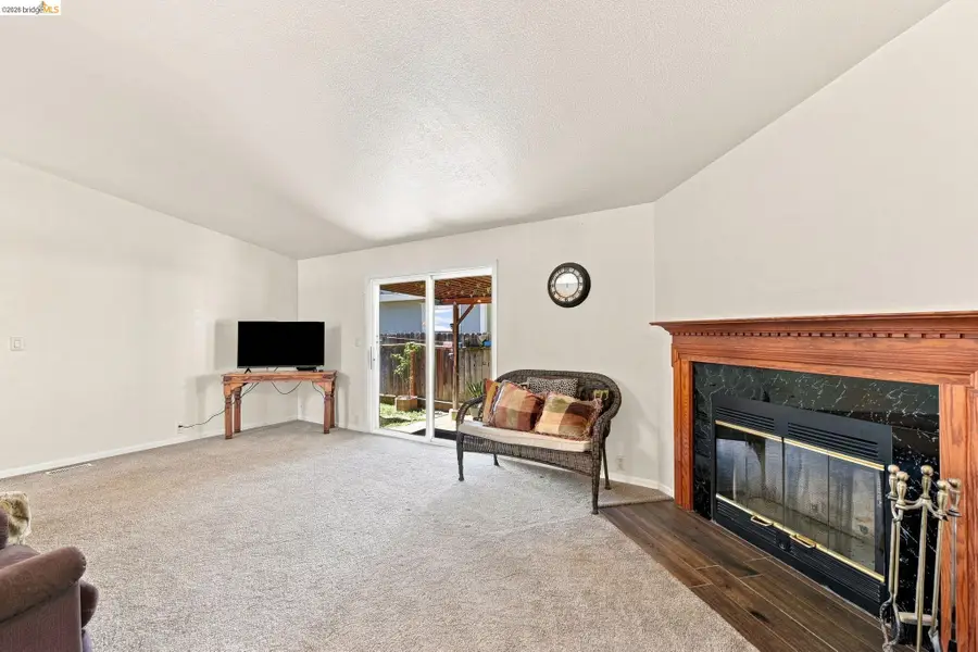 5685 Cody Dr, Ione, CA 95640 - #3