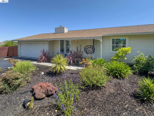 350 Strand Ave, Pleasant Hill, CA 94523