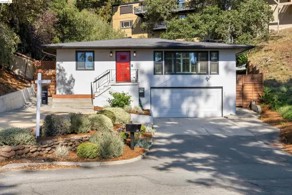 5696 Colton Blvd, Oakland, CA 94611