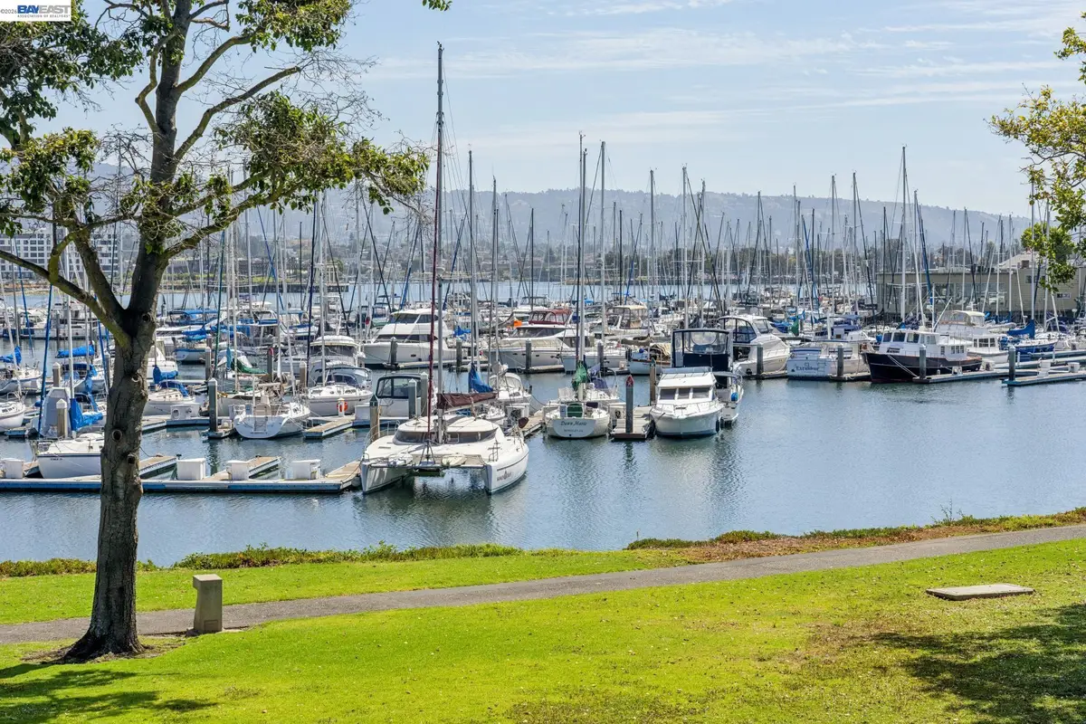 48 Invincible Ct #F19, Alameda, CA 94501 - #1