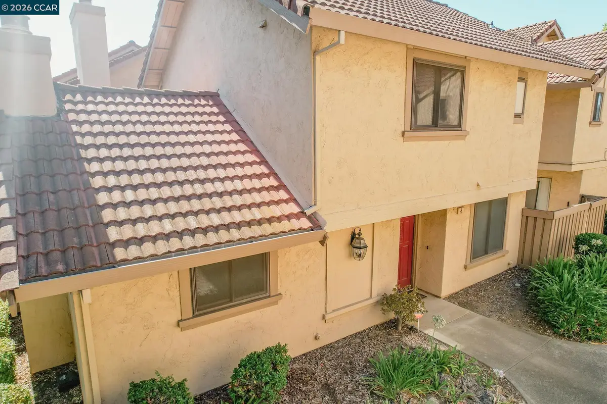 8 Del Prado Cir, Fairfield, CA 94533 - #1