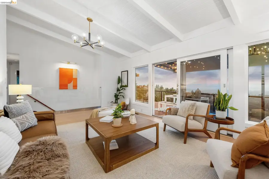 6930 Snake Rd, Oakland, CA 94611 - #2