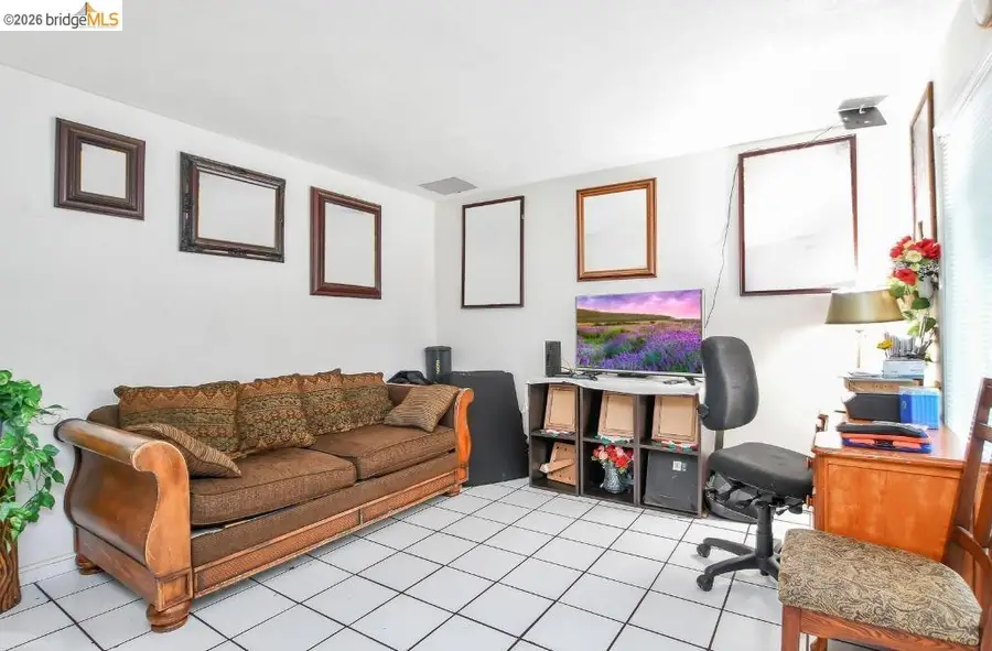 141 E 15th St, Pittsburg, CA 94565 - #2