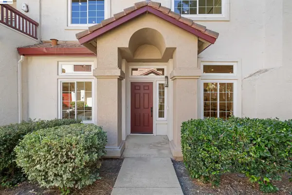 5740 Belleza Dr, Pleasanton, CA 94588