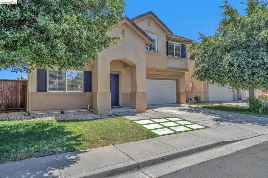544 Pine Creek Cir, Fairfield, CA 94534 - #2