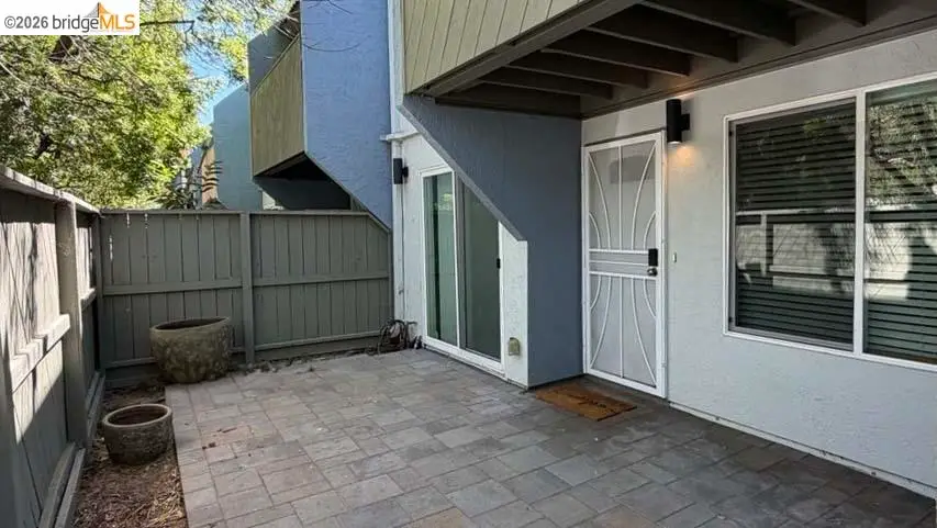1800 Laguna St #APT 5, Concord, CA 94520 - #2