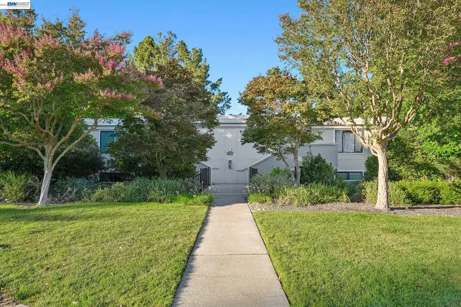 2749 Pine Knoll Drive #2, Walnut Creek, CA 94595 - #2