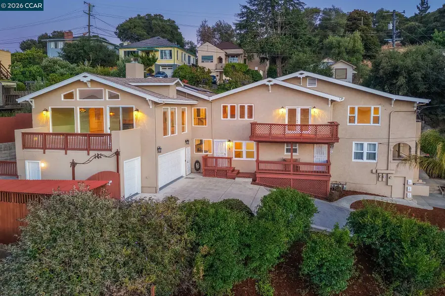 1135 5th Ave, Crockett, CA 94525 - #2
