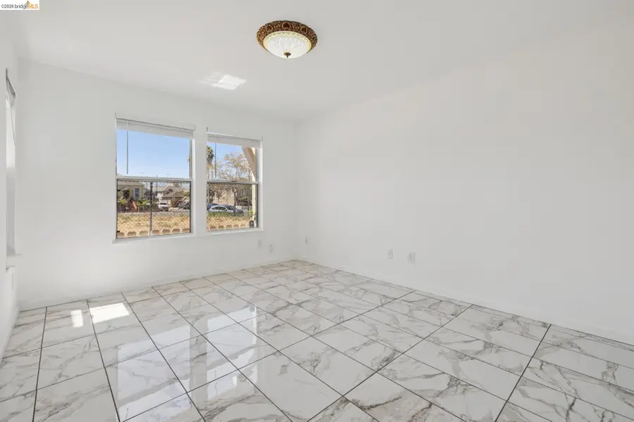 1021 Santa Ines Ct, Oakland, CA 94601 - #2
