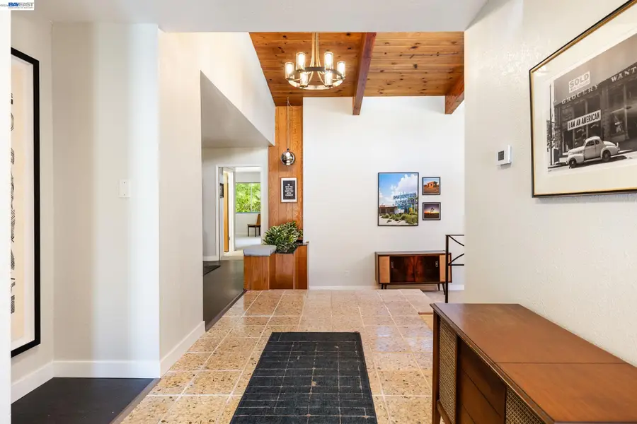 4142 Santa Rita Rd, El Sobrante, CA 94803 - #2