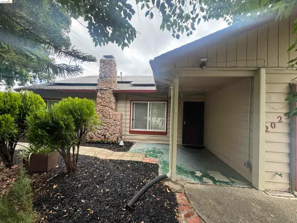 2029 Highland Dr, Concord, CA 94520