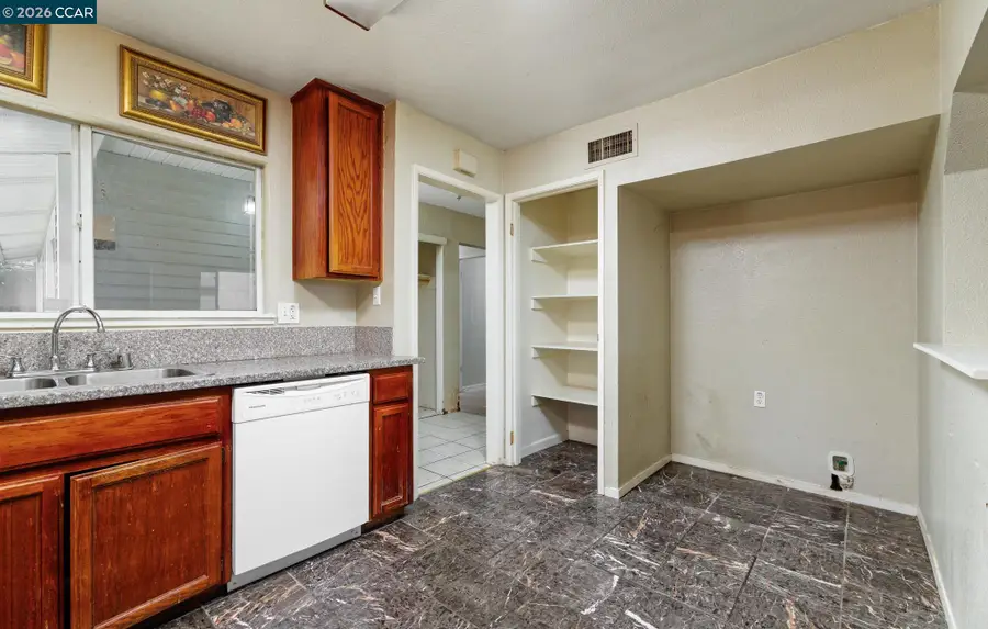 2330 Turnesa Ave, Sacramento, CA 95822 - #3