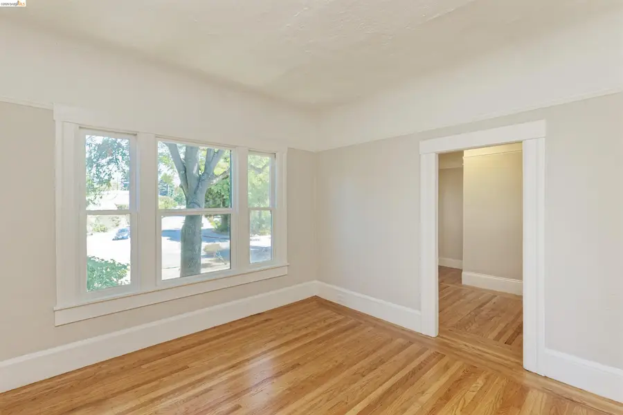 437 51st St, Oakland, CA 94609 - #3