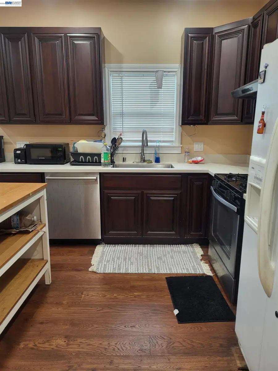 2137 E 27th, Oakland, CA 94606 - #3
