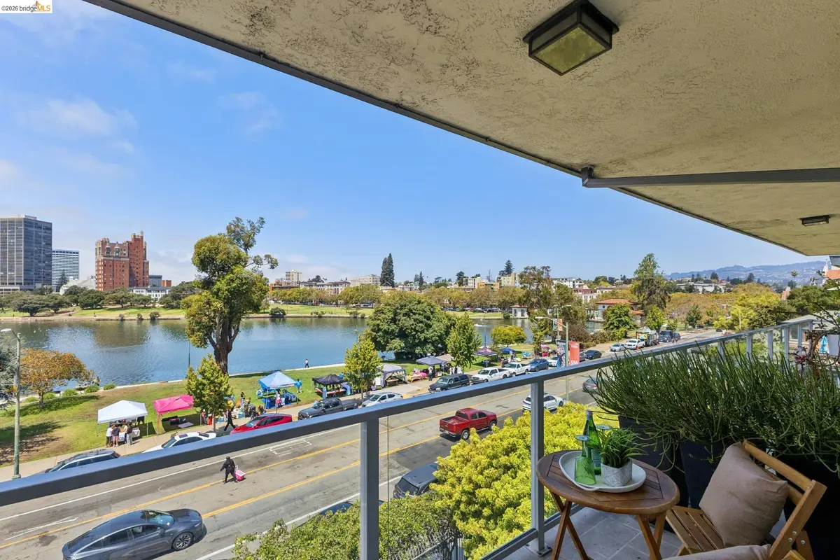 2316 Lakeshore Ave #8, Oakland, CA 94606 - #1