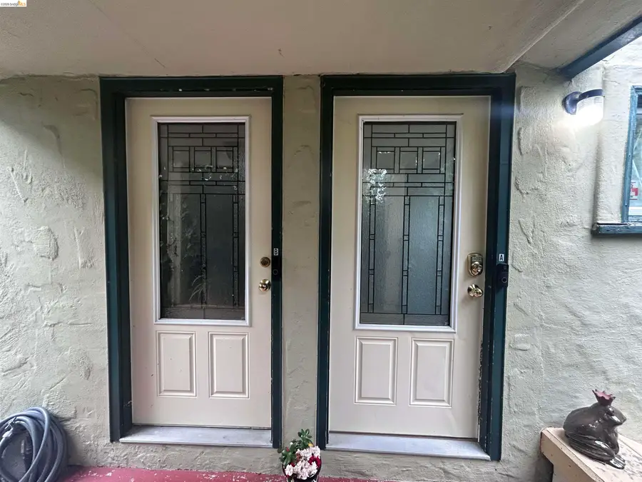 213 Nicholl Ave, Richmond, CA 94801 - #2