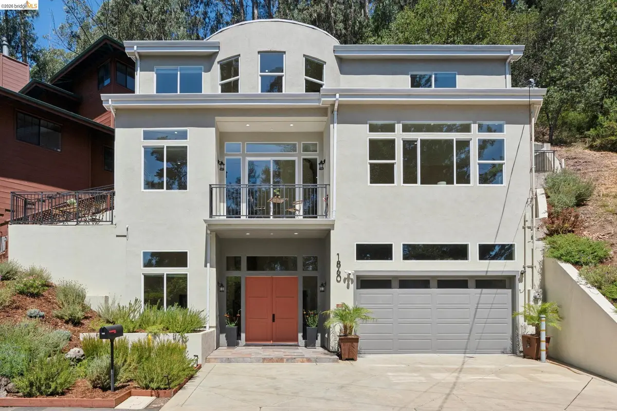 1860 Arrowhead Dr, Oakland, CA 94611 - #1