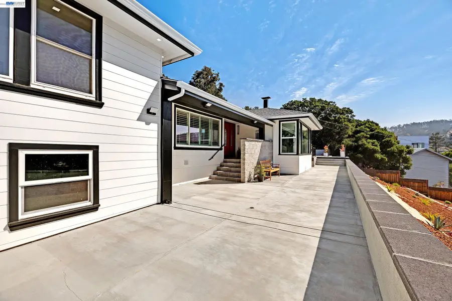 4363 Short Hill Road, Oakland, CA 94605 - #2