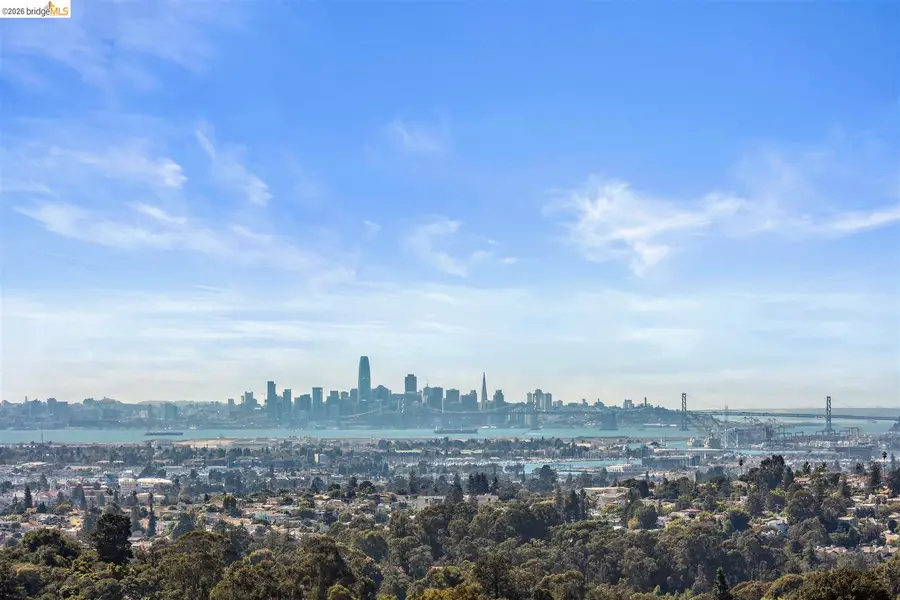 6713 Skyview Dr., Oakland, CA 94605 - #2