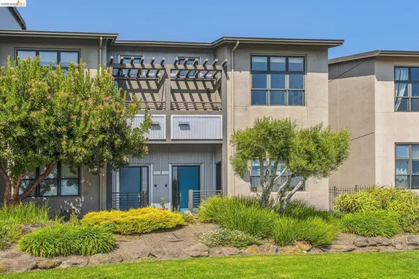 2861 Regatta Dr, Oakland, CA 94601